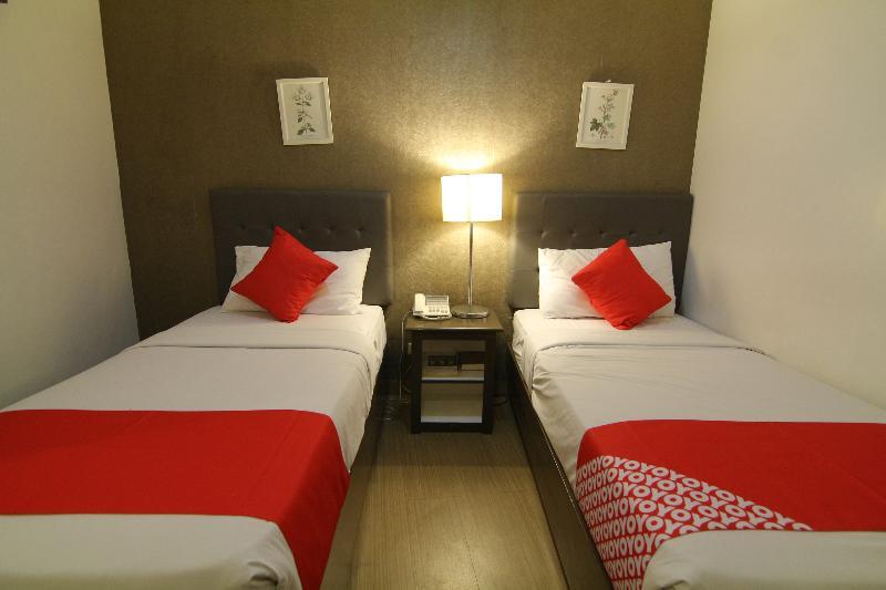 Oyo 24H City Hotel Near Makati Medical Center San Pedro Makati Exterior foto